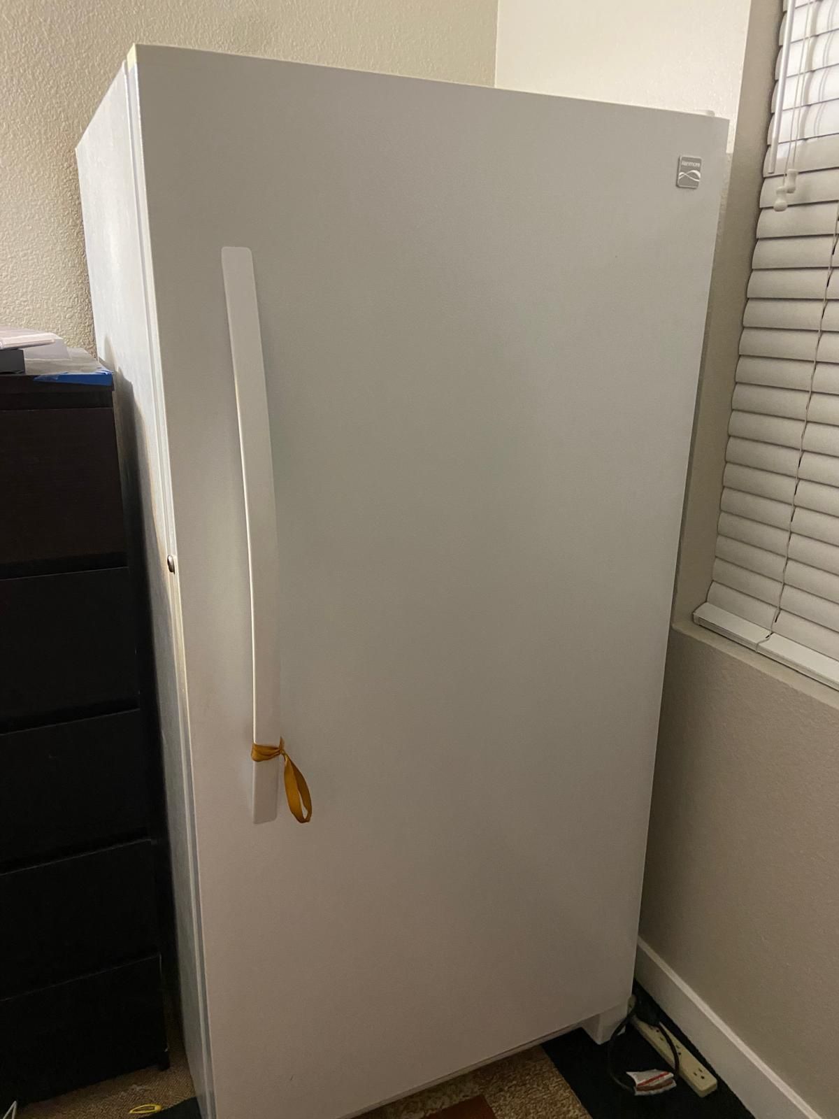 Single Door Refrigerator (Large)