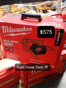 MILWAUKEE M12 GREEN LASER KIT 360° 3PLANE