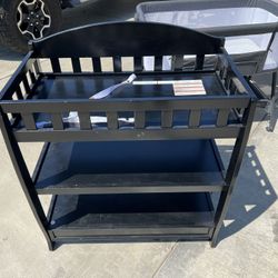 Changing Table ( Wood )