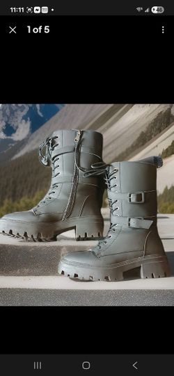 Womens Fashion Nova Black Combat Boots Size 7.5 Excellent Condition
