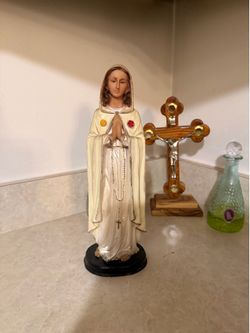 Estatua Rosa Mística / Rose Mystic  Statue