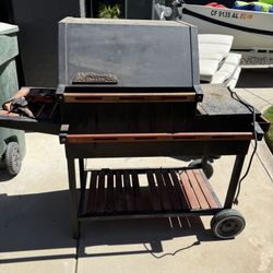 Vintage Treager  Needs Oger.    