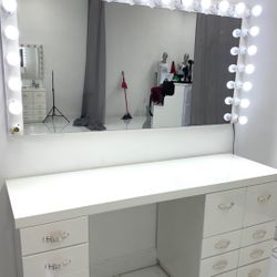 Vanity For Sale Used !