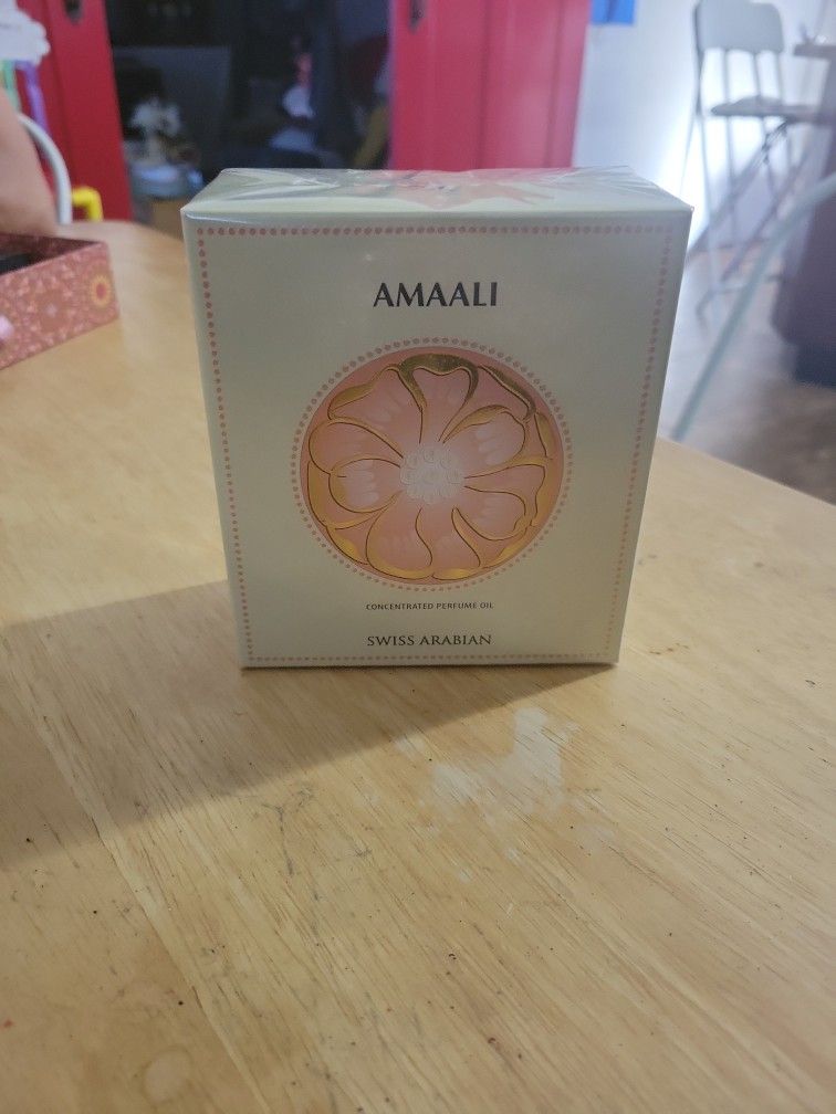 Amaali Perfume Oil