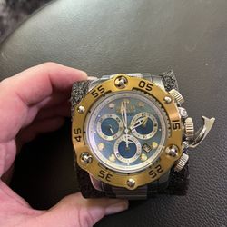 Invicta SeaHunter w/ Mother of Pearl face