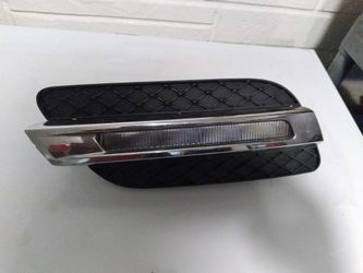 2012-2015 Mercedes Ml Ml350 Front Drl Lamp Fog Light
