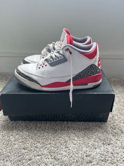 Jordan 3 retro/ size 9 / color gray red and white