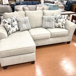 New 92” Sofa Chaise  🔥🔥 HOT!!