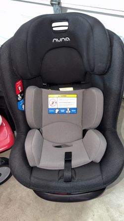 Nuna Revv car seat