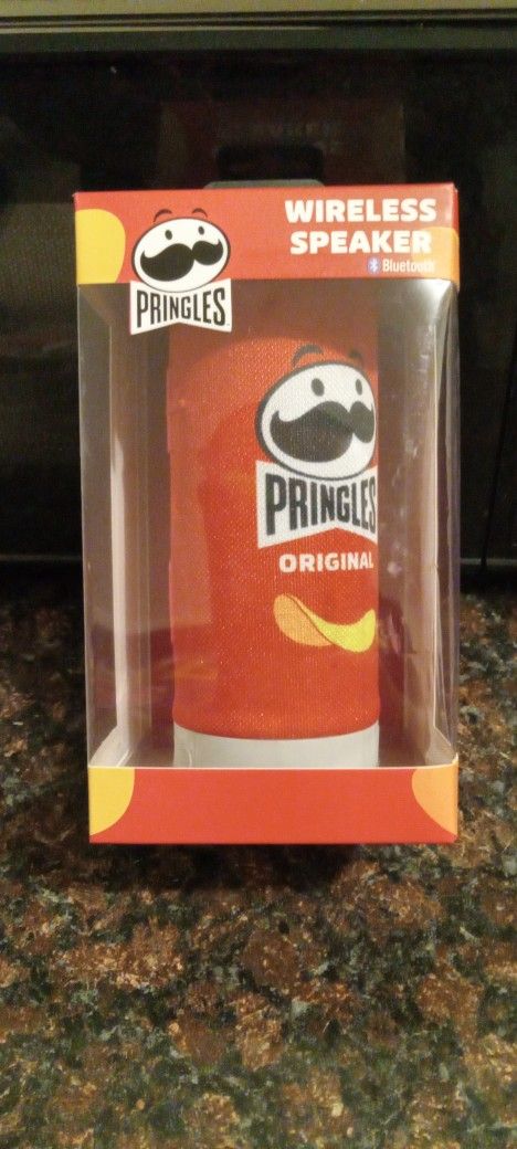 Wireless Bluetooth speaker. Pringles.