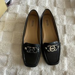 Michael Kors Black Loafers (size 7)