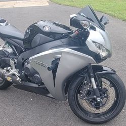 2008 HONDA CBR 1000RR