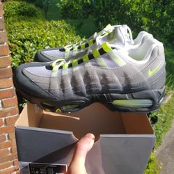 New Nike Air Max 95 Big Bubble Neon Men size 11
