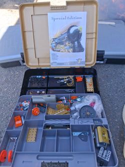 4 MECCANO Erector Construction Sets & Cases
