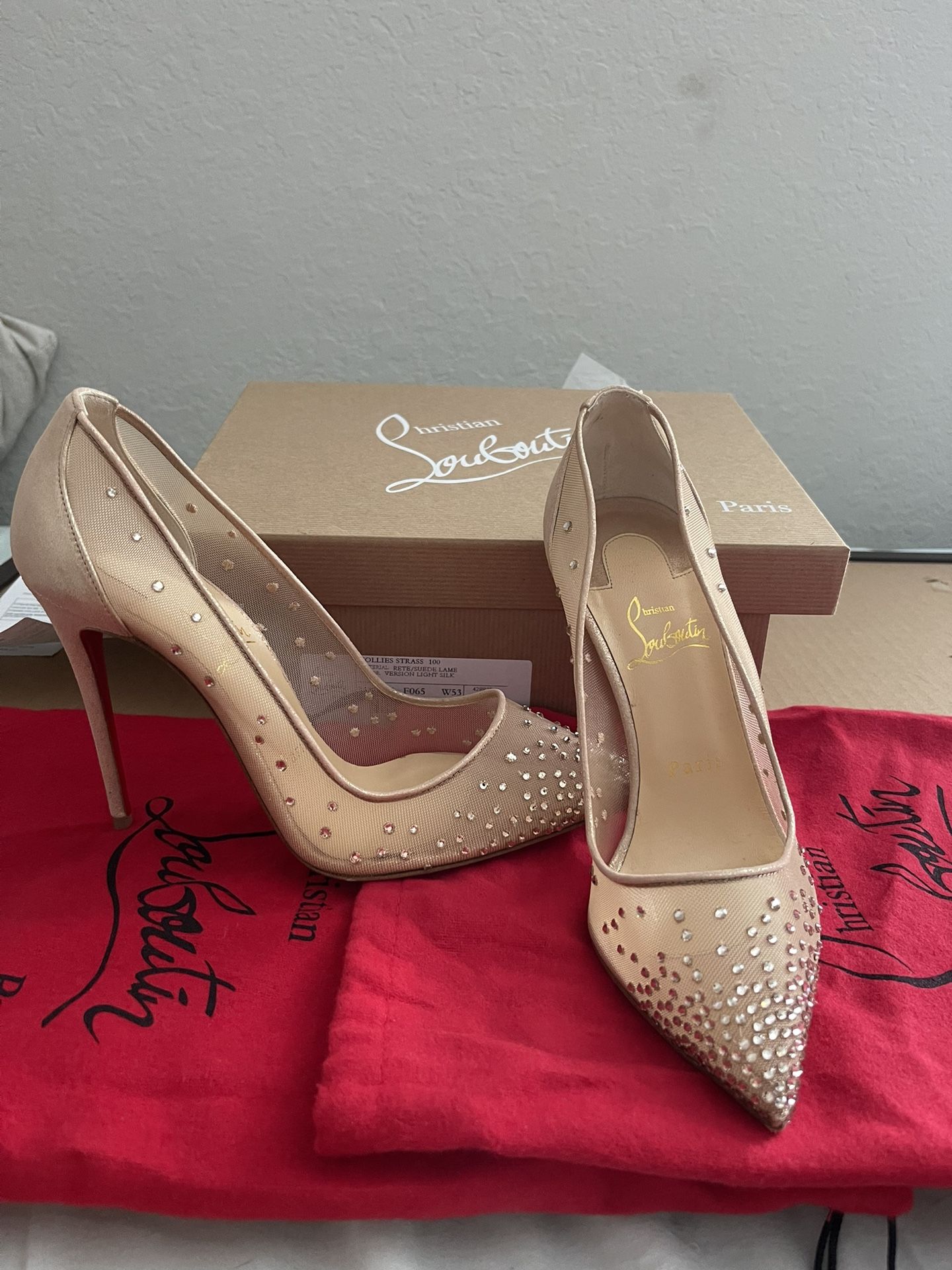 Christian Louboutin Heels 7.5