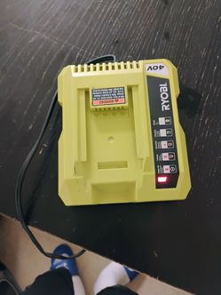 RYOBI 40V BATTERY CHARGER