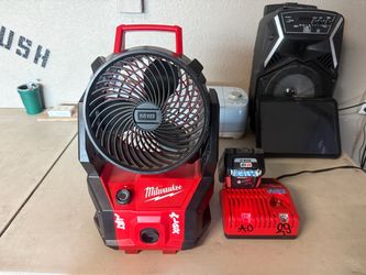 Milwaukee M18 Cordless Fan with Battery and Charger