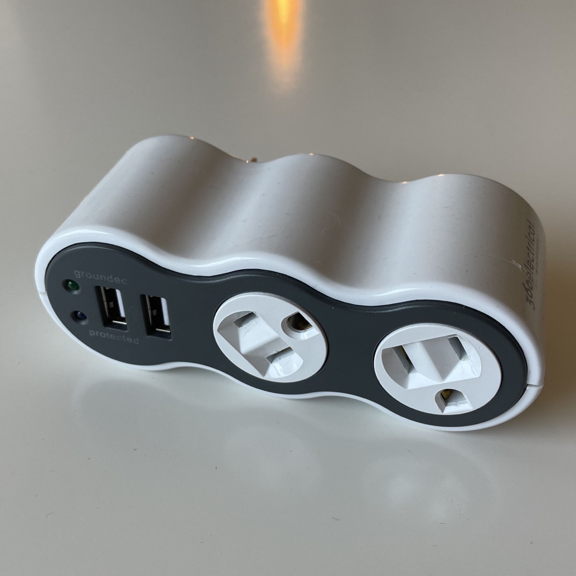 360 Electrical 36053-2CA6ES-R2 Mini Surge Protector, 2-Outlet + 2-USB, White and Gray