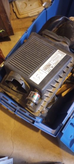 Air Box Complete Unit. Off A 5.3 Litter 