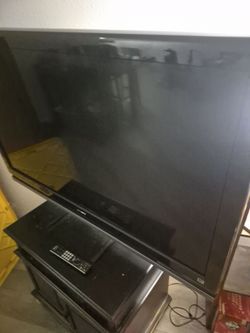 52" Sony BRAVIA 1080p LCD TV (Model KDL-52V4100) with Remote. Need gone asap am moving
