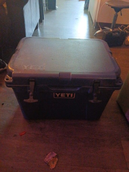 Yeti Cooler 35 Series