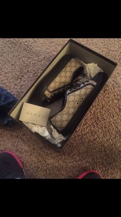 Gucci shoes size 9/9.5