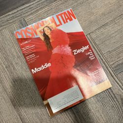 $8 for Cosmopolitan Magazine Maddie Ziegler 2022 Cover Issue | Fashion Magazines