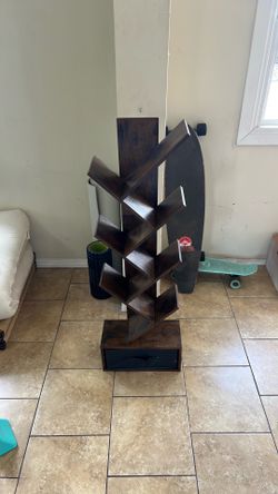 Super cool bookshelf