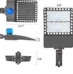 #4765.  LED Parking Lot Light 300W, 5500K, 39,000LM (135LM/W ) LED Street Light 