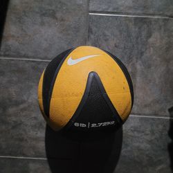 Nike medicine ball 