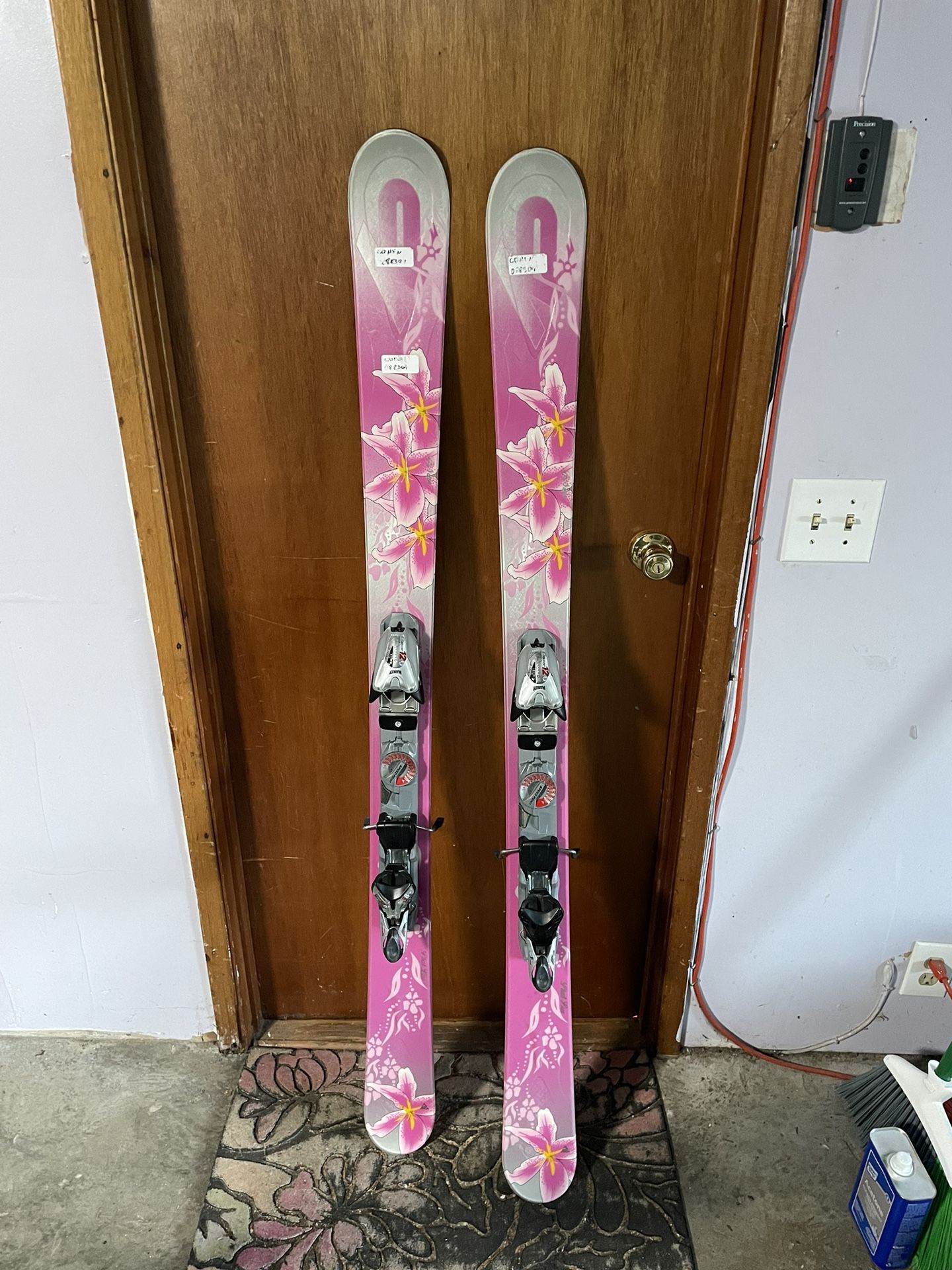 157cm K2 Phat Luv Skis