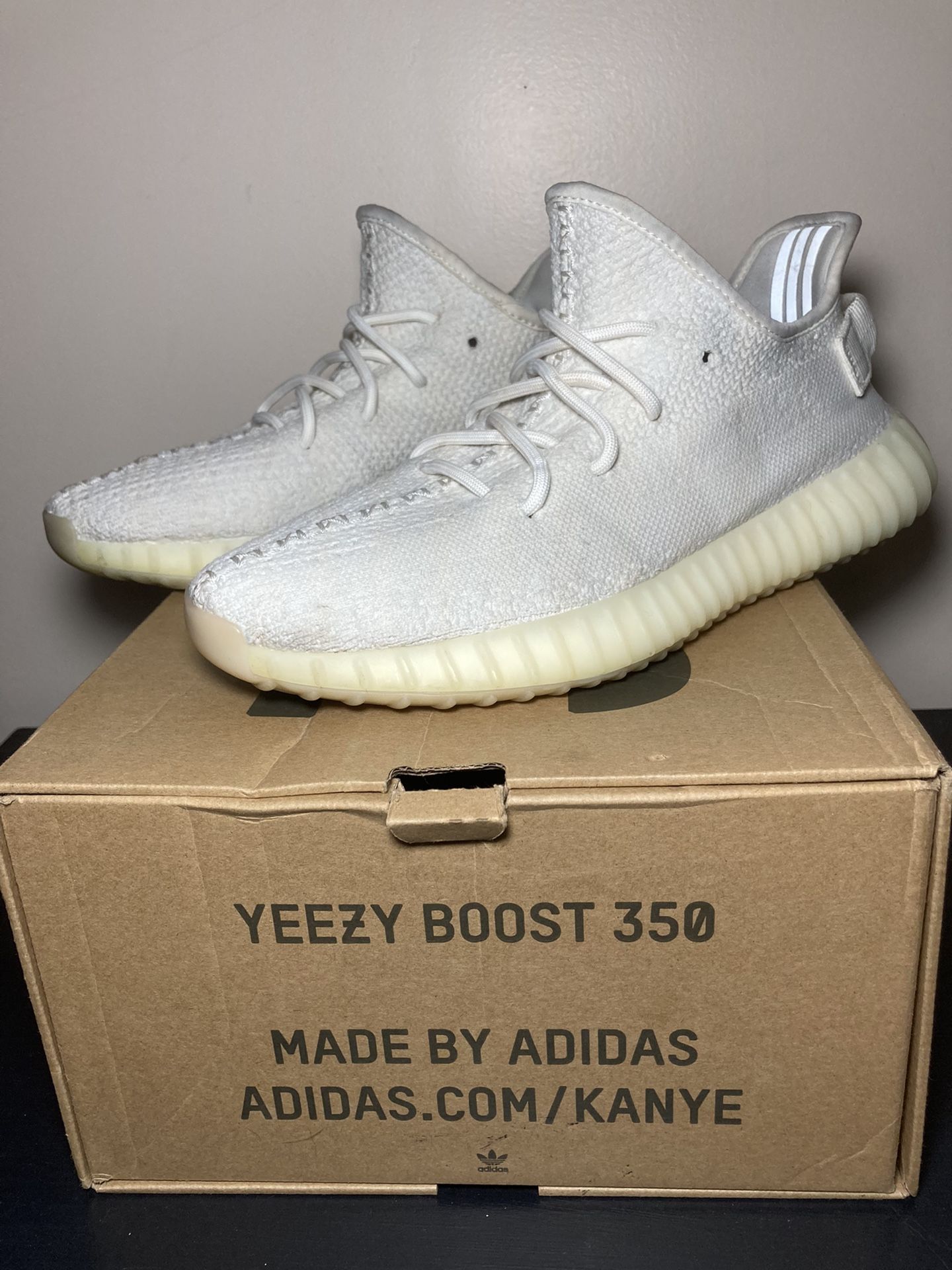 Yeezy Triple Whites Size 8.5