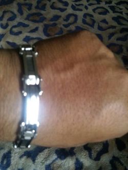 Stainless steel bracelet