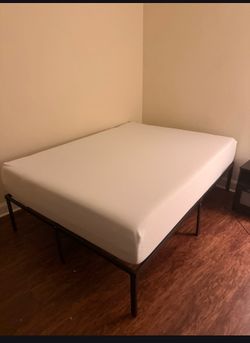 Queen Memory Foam Mattress With Tempurpedic Cooling Mattress Topper