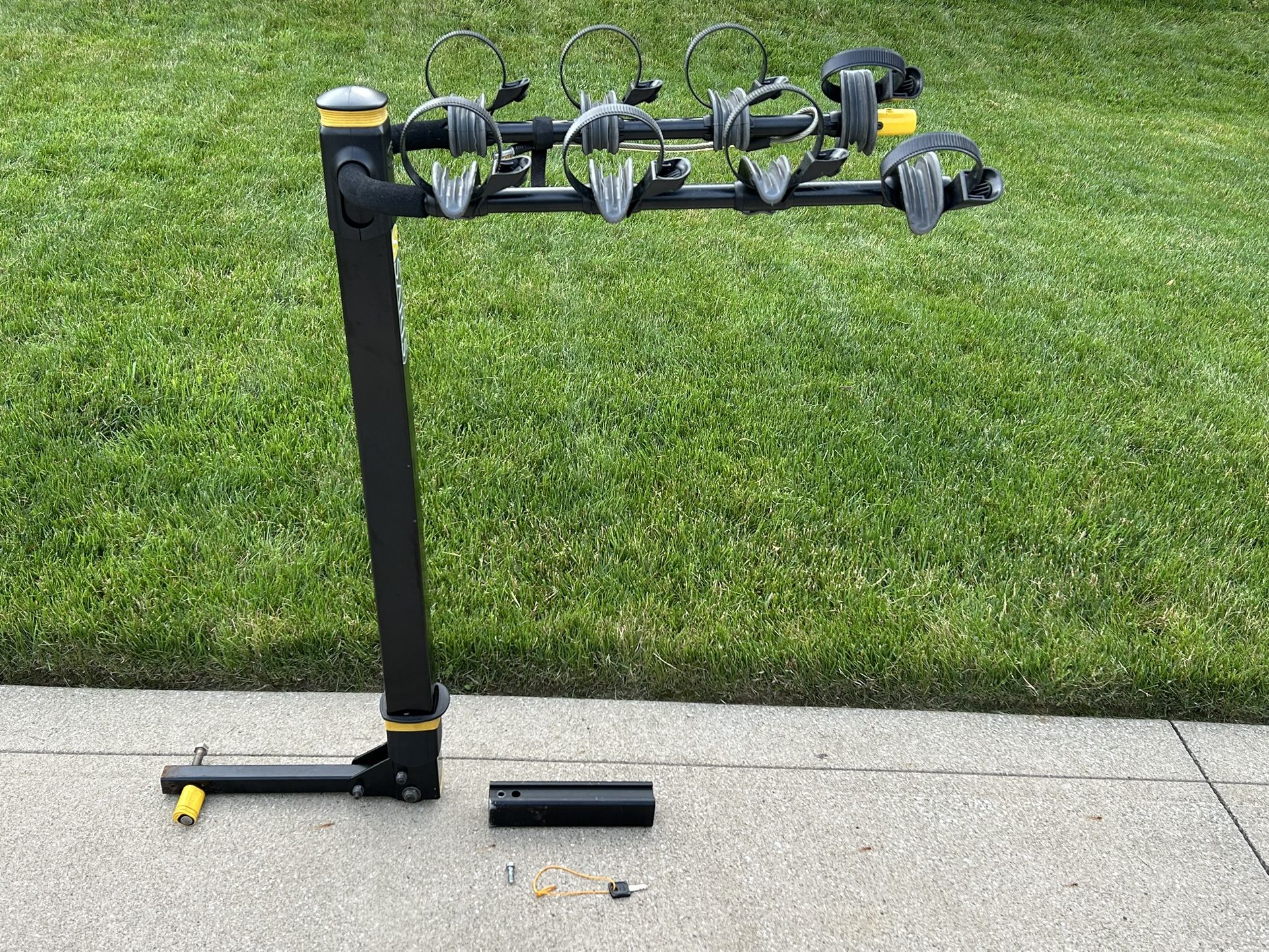 Saris 4 Bike Carrier - 1.25" OR 2.0" Hitch Mount (bicycle, rack)