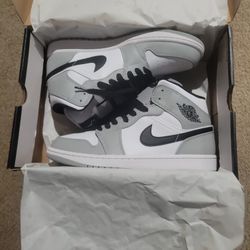 Nike 1 Mid