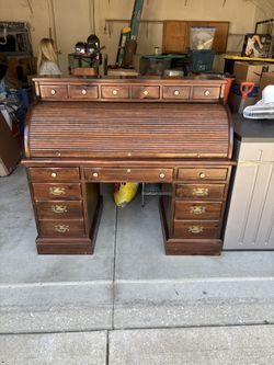 Ethan Allen Roll Top Deak