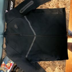 Nike Tech Boys Size XL Plus 