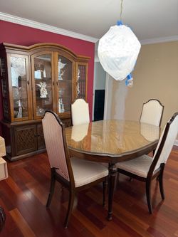 Thomasville dining room set