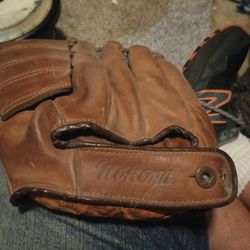 Nokona Vintage 1930s Glove