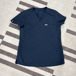 XS FIGS “Dark Harbor” scrub top