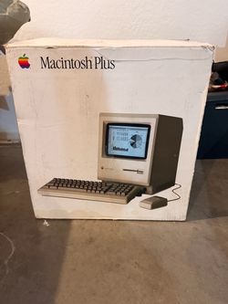 Apple Macintosh plus