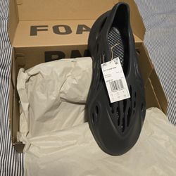 Adidas Yeezy Foam Runner Size 12