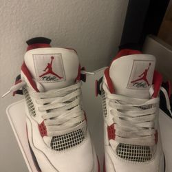 Jordan 4 