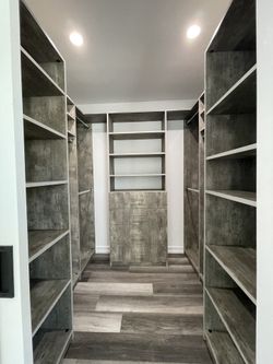 Custom Closets