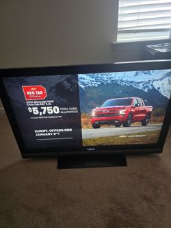 37" Visio TV With Remote