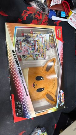 Pokemon Prismatic Evolution Accessory Pouch
