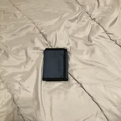 Velcro Seal Wallet 