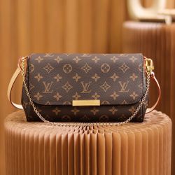Louie Vuitton Purses