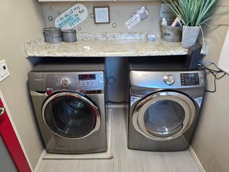 Samsung Steam Front-Load Dryer Champagne